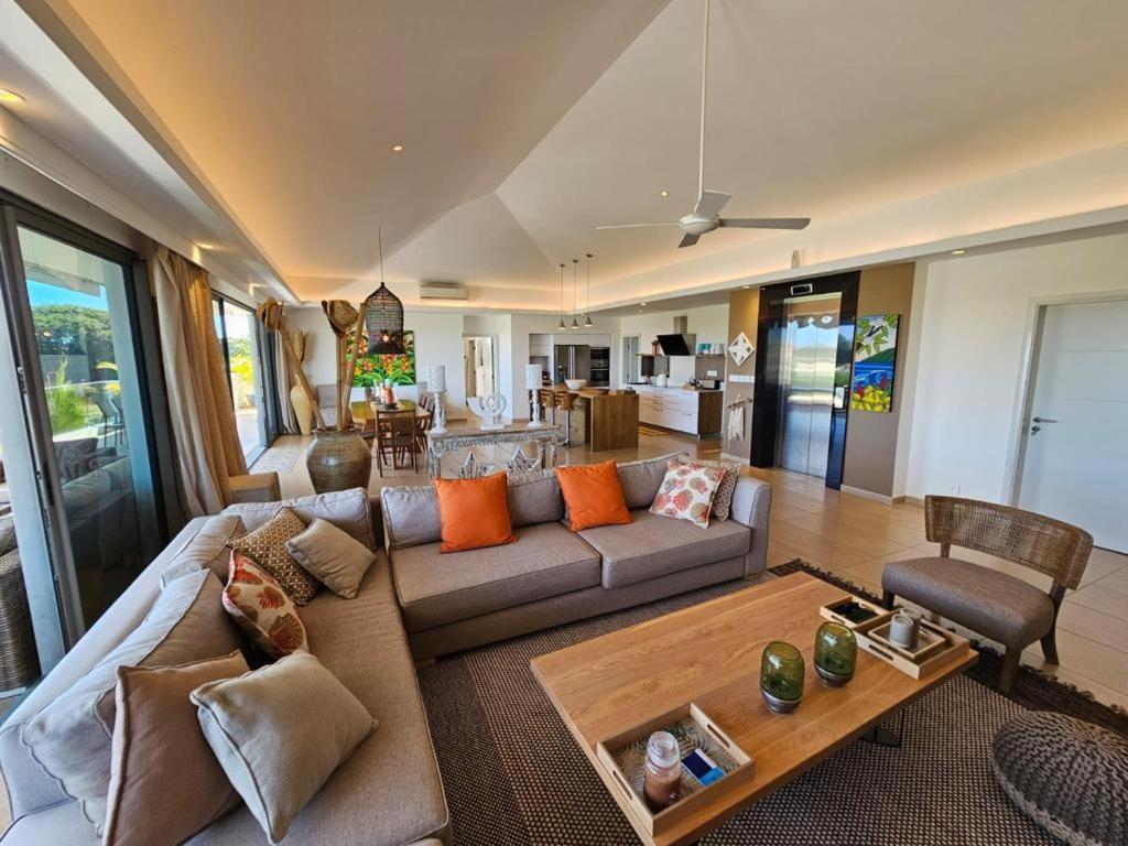 פרייבר Une Sublime Villa Sur Le Toit Pour Des Vacances Inoubliables מראה חיצוני תמונה